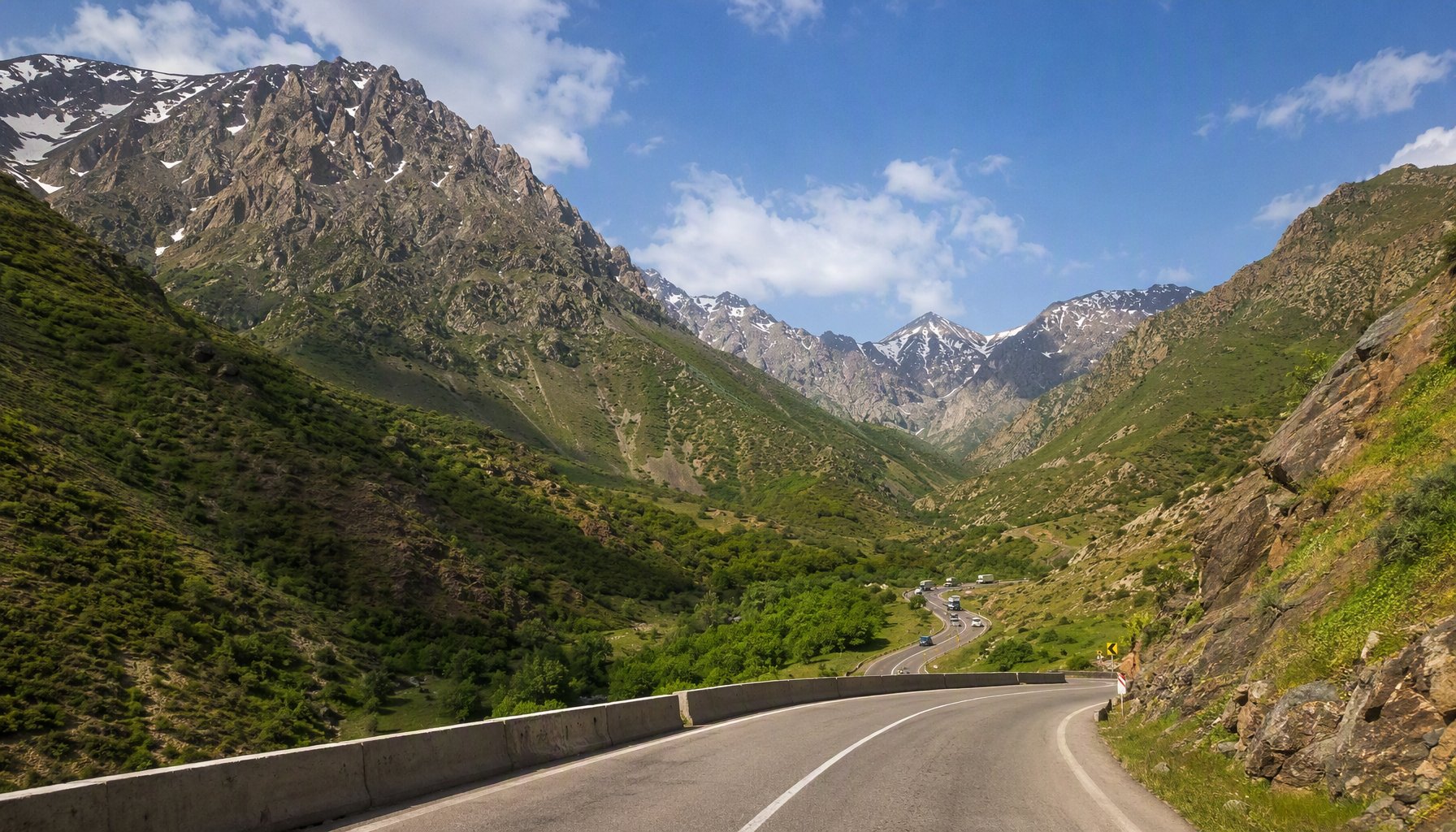 Mountain road to Polur Village