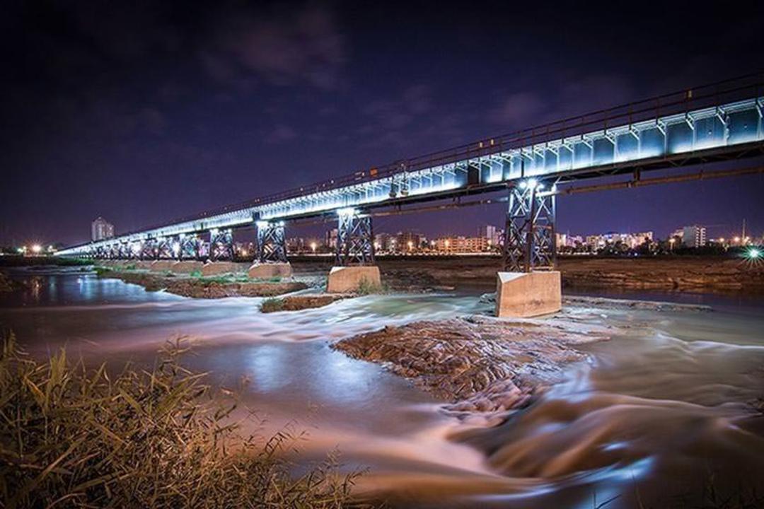 Architecture of the Black Bridge in Ahvaz