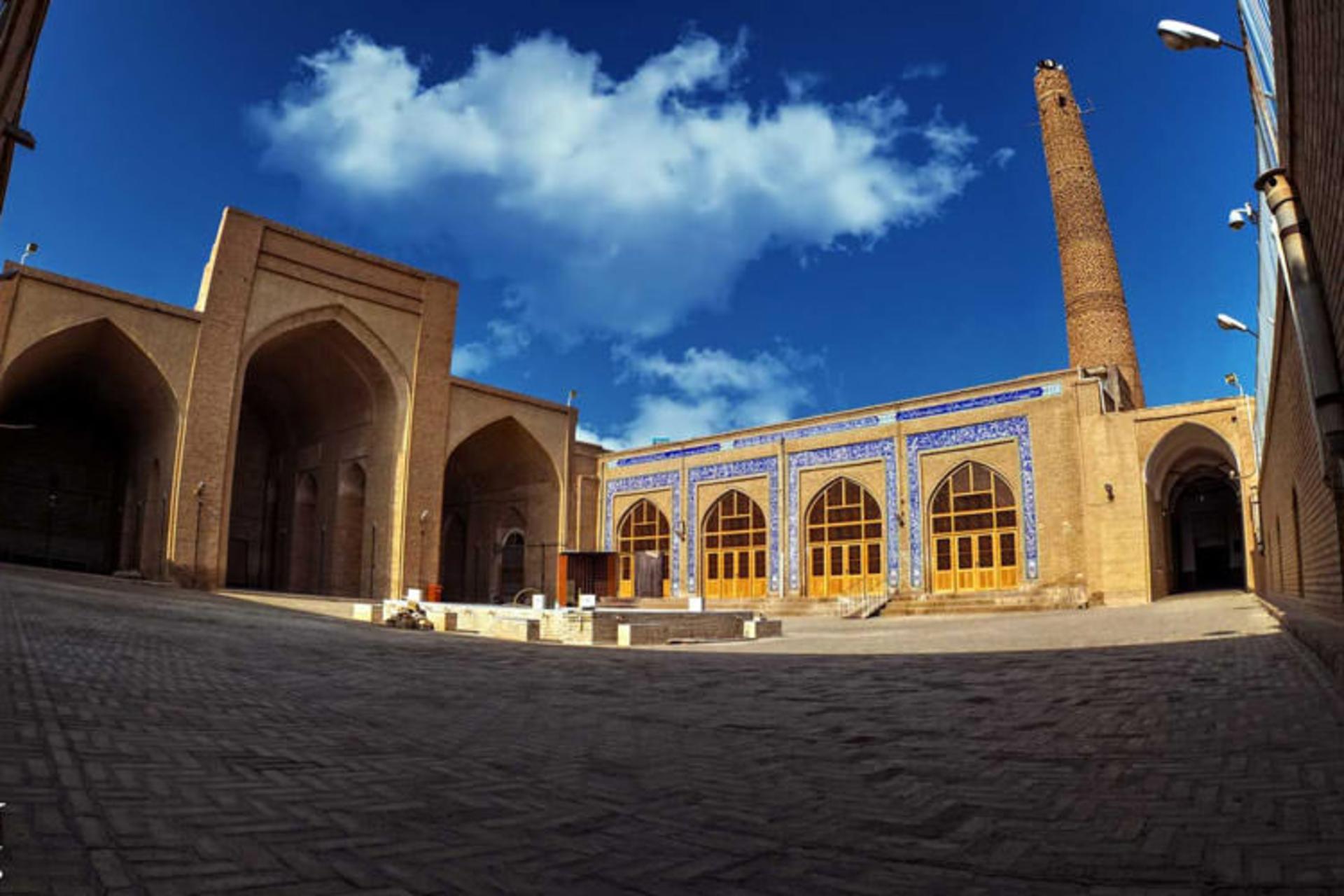 Pir Alamdar historical tomb tower