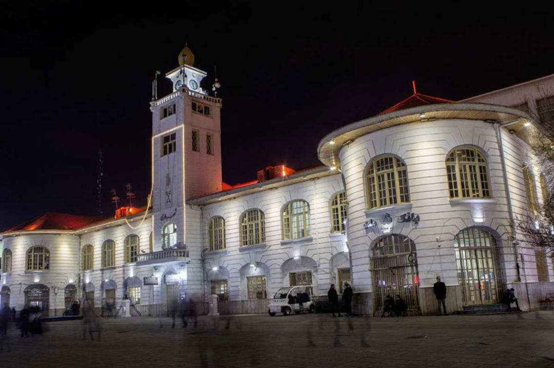 Shahrdari Square clock tower near Sabzeh Meydan