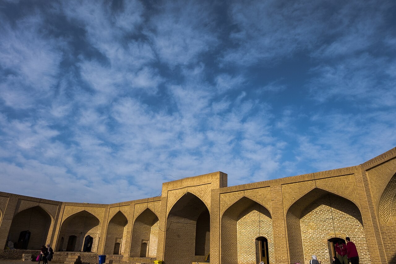 The historic Abasi Caravanserai, a Safavid-era rest stop in the desert