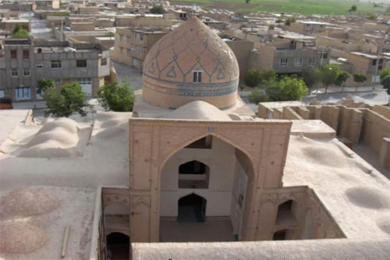 Varzaneh Desert