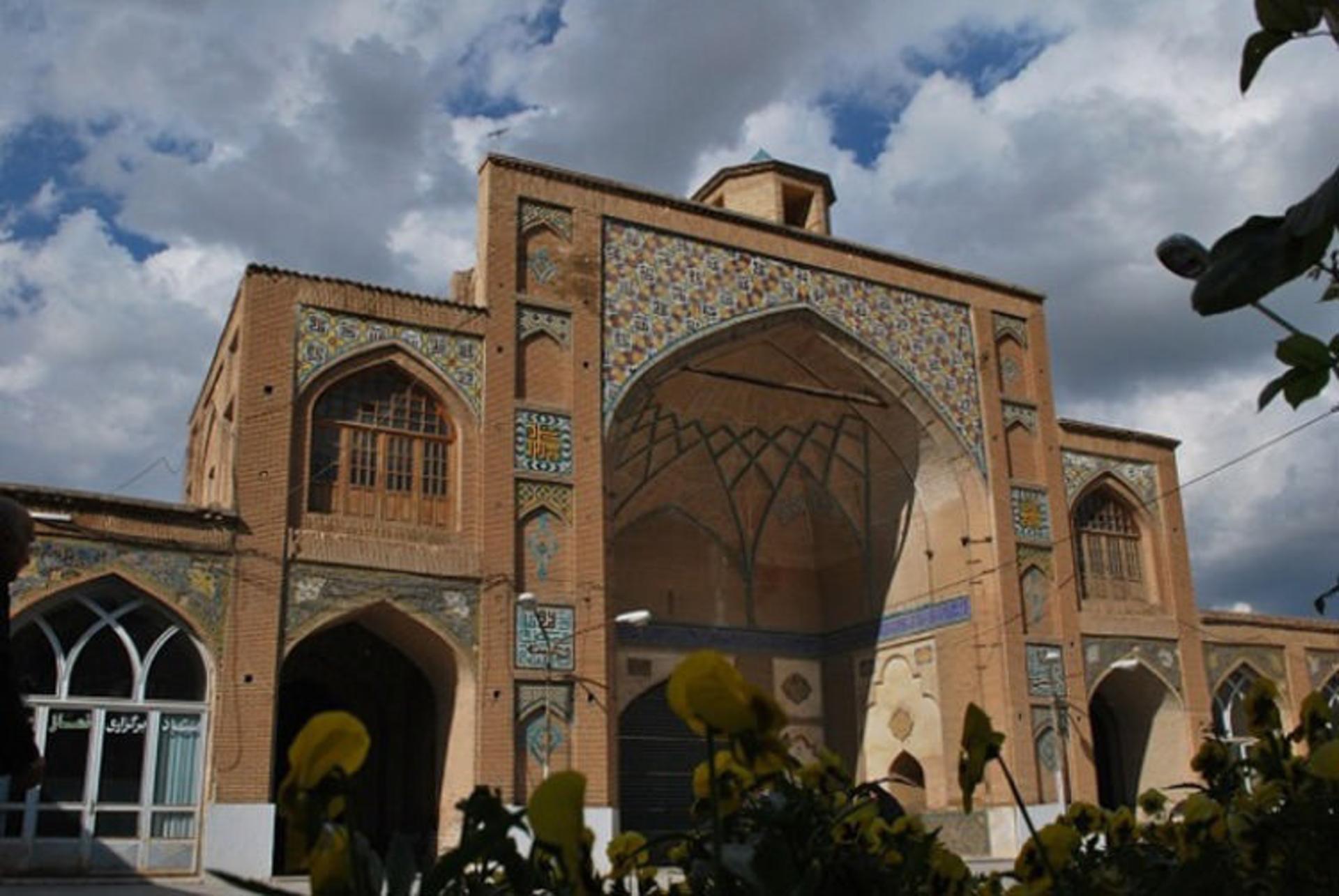 Imamzadeh Jafar shrine in Borujerd