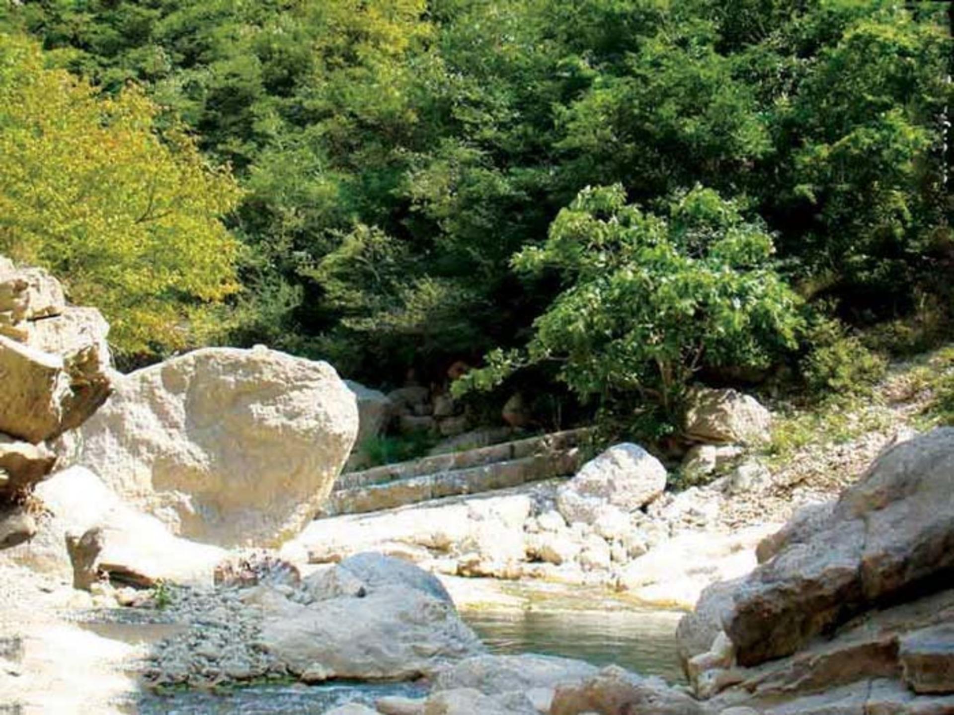 Chakrood Valley natural pool